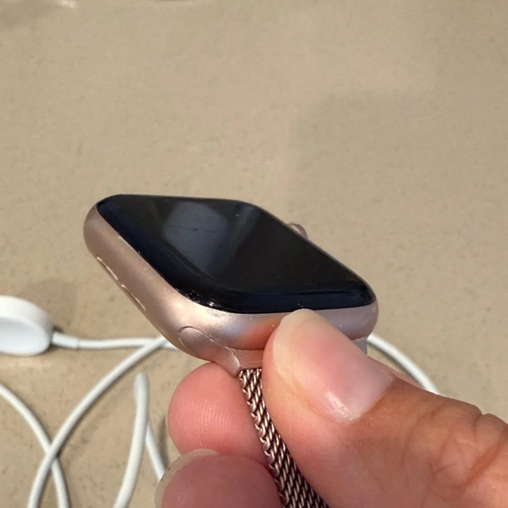 Apple Watch Series 4 Rose Pink Band 40mm