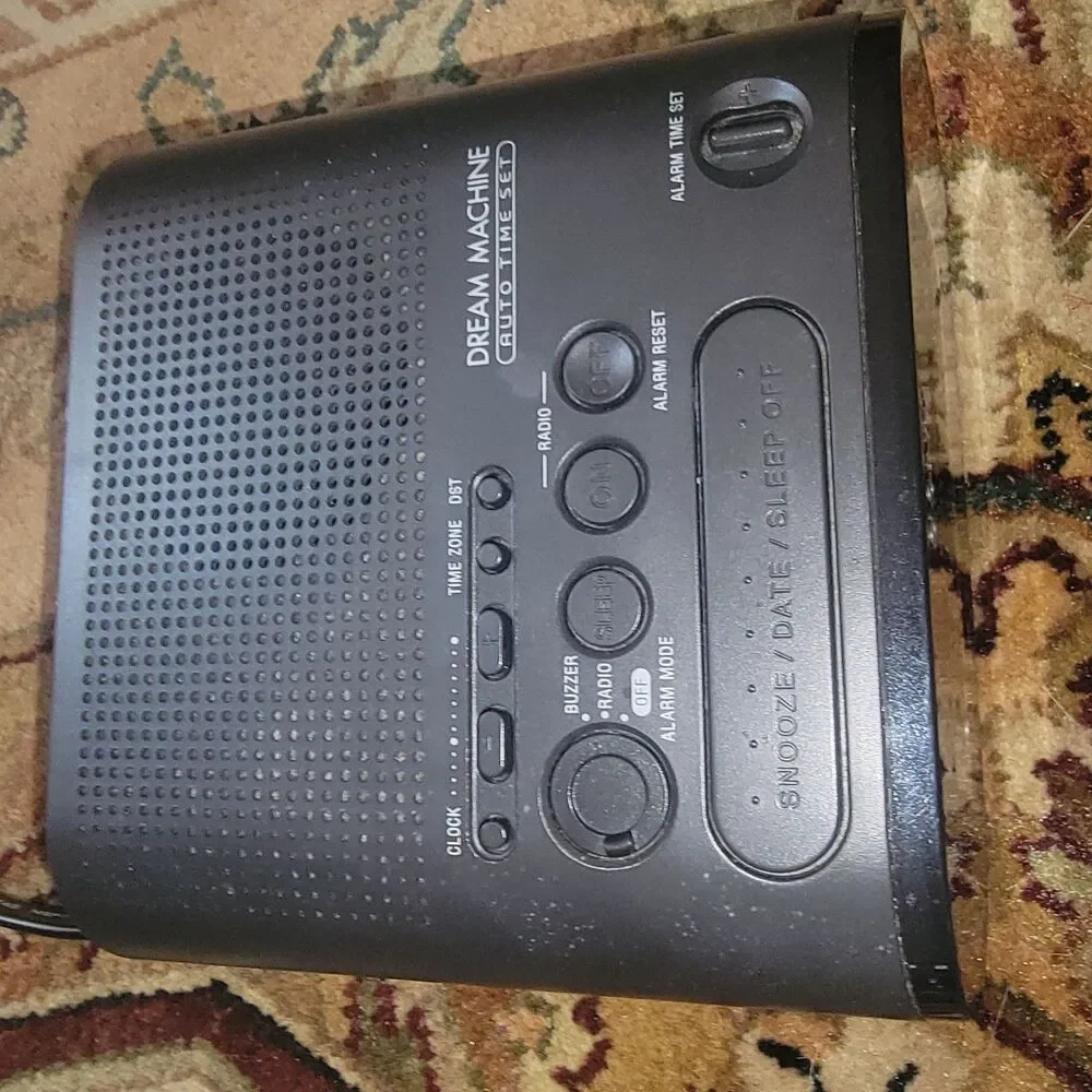 Sony Dream Machine Alarm Clock Radio Am FM Black Vintage NICE! Works Great 1980s