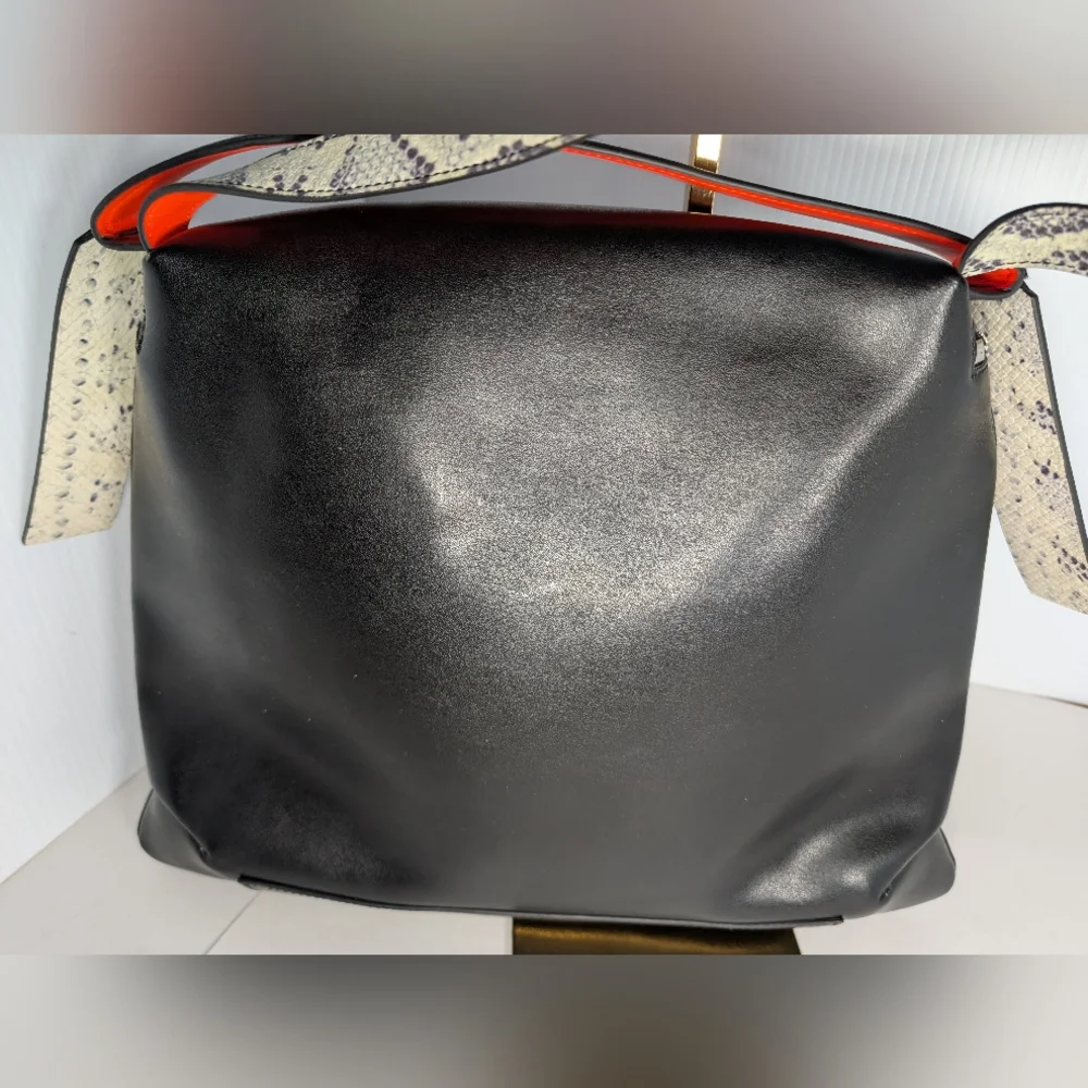 Kenzo leather shoulder