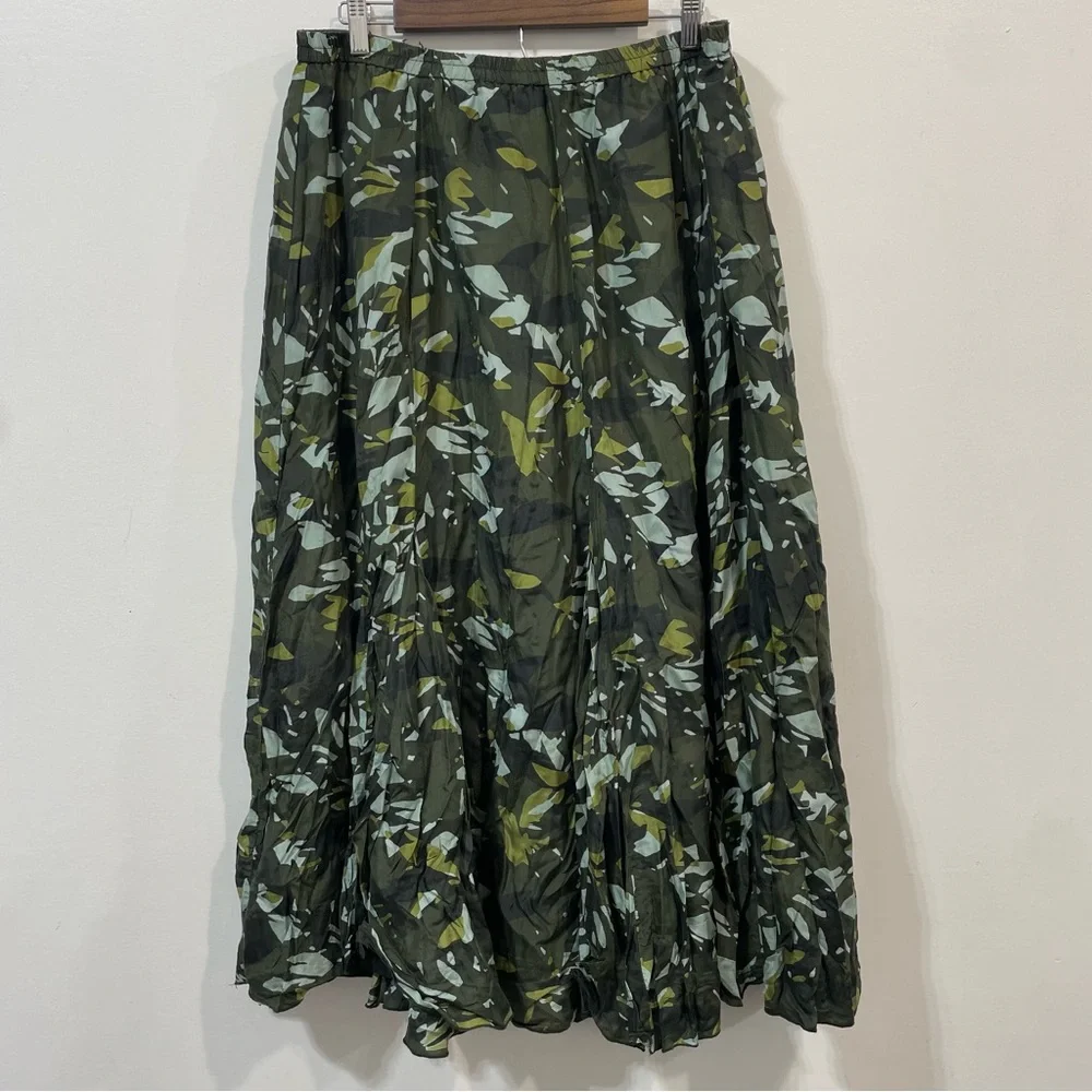 Chico's Silk Dark Green Leaf Print Fall Cameo Modest Elegant Maxi Skirt Size 16