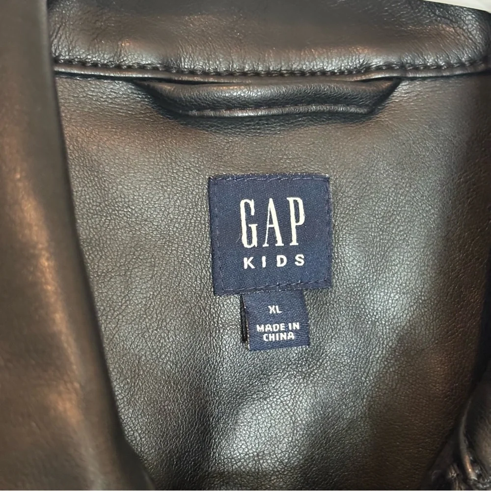 GAP black faux