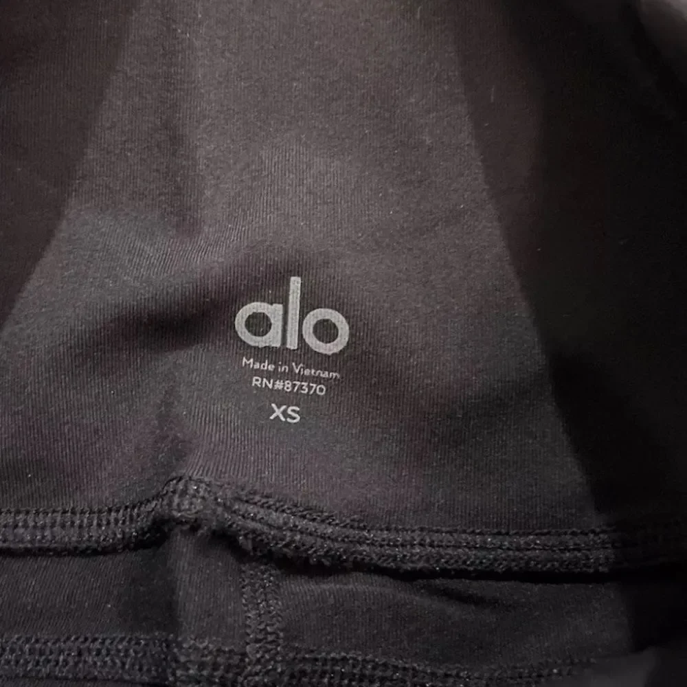 ALO Yoga new tags