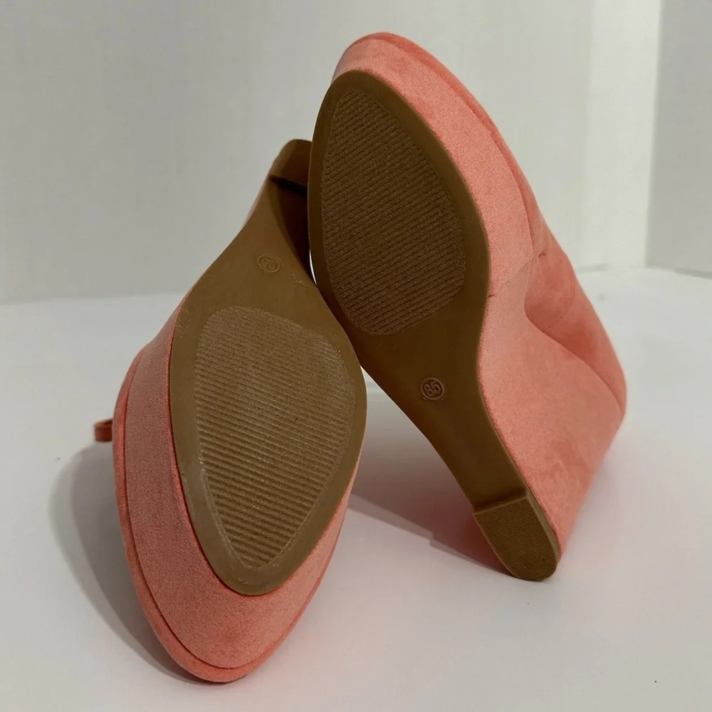 NIB JustFab Ceres Coral Suede Platform Wedge Heels Y2K Size 8.5