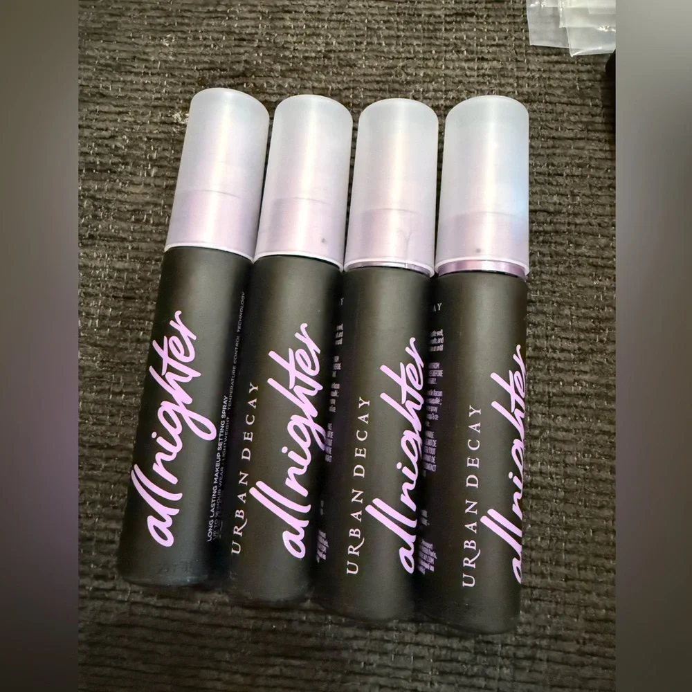 Urban Decay setting spray