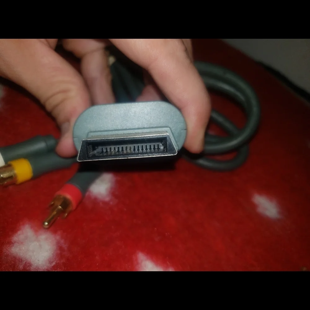Genuine Microsoft Xbox 360 AV Cable Like New - BUY ONE ITEM CHOOSE ONE FREE