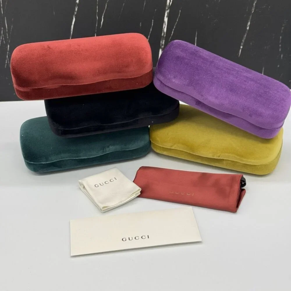 Gucci model gg1524s