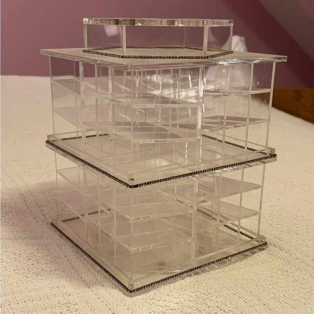 N/A clear acrylic