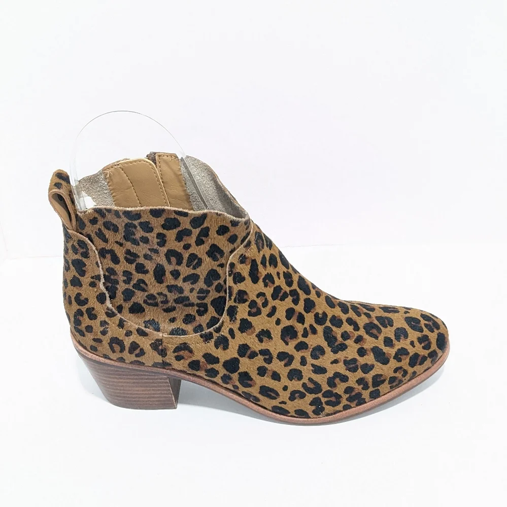 UGG leopard calf