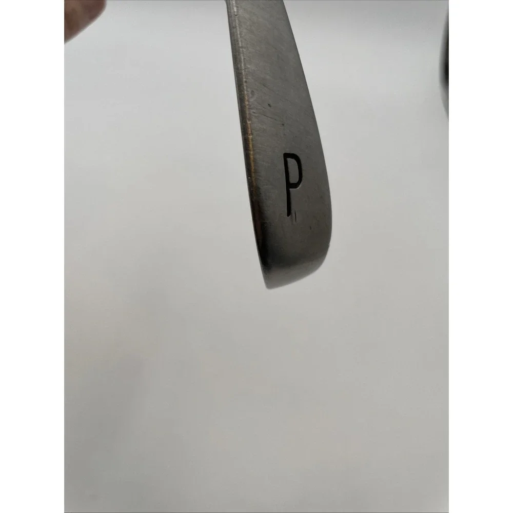 Tour Series Limited Edition. Right Handed  PW Pitching Wedge Golf Club