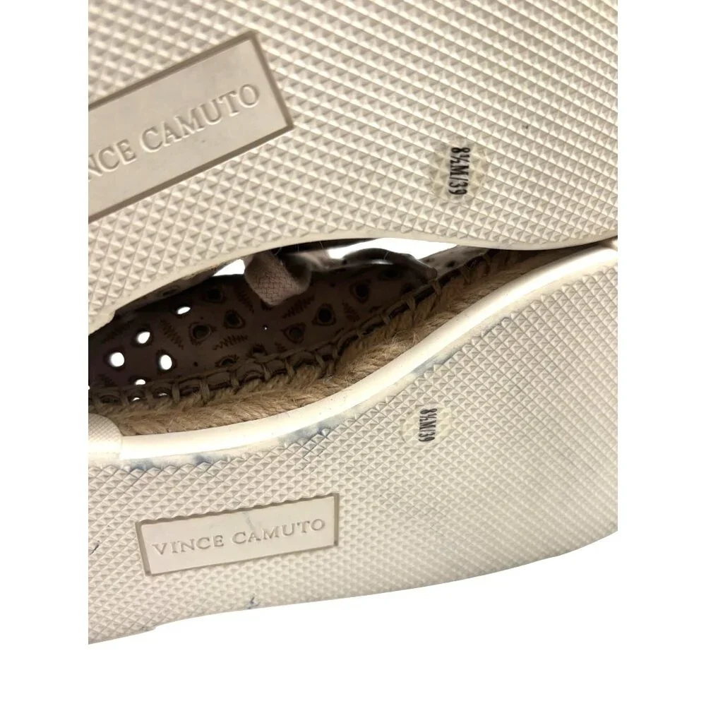 Vince Camuto vince camuto
