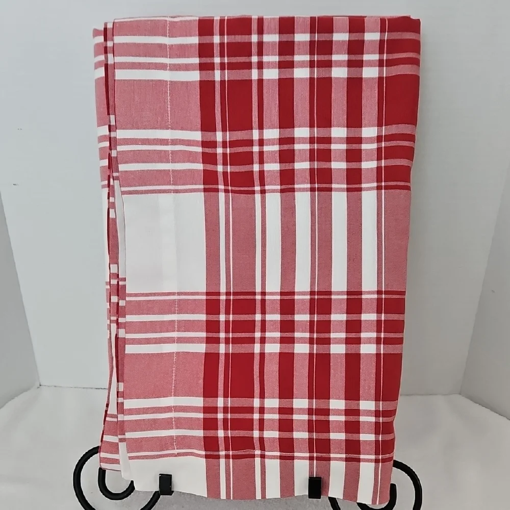 Crate&Barrel vibrant red