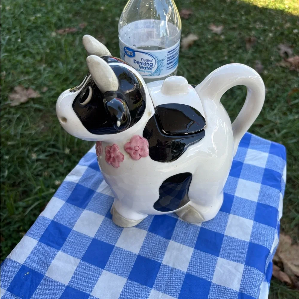 N/A adorable cow