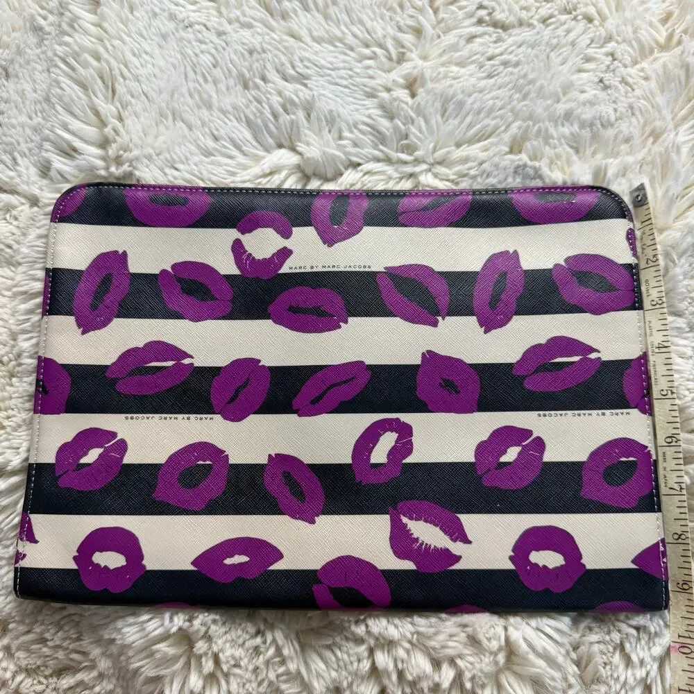 Marc Jacob fun bold