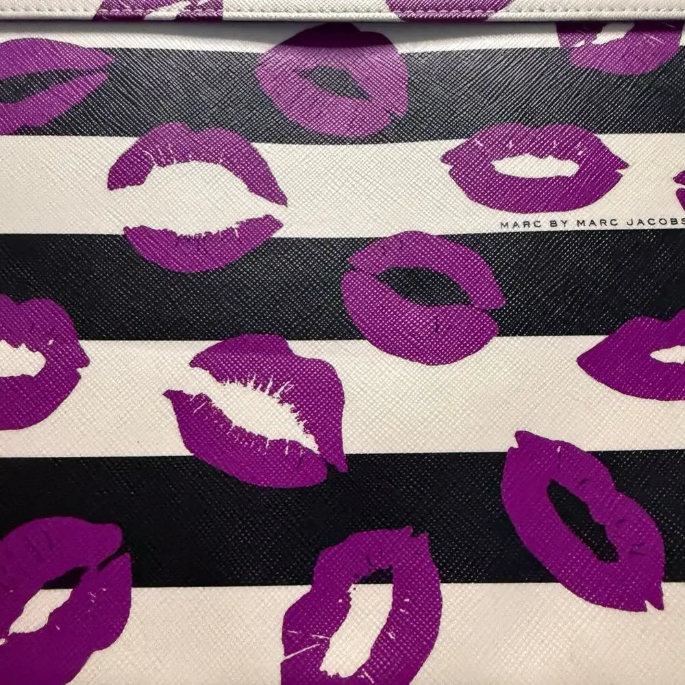 Marc Jacob fun bold