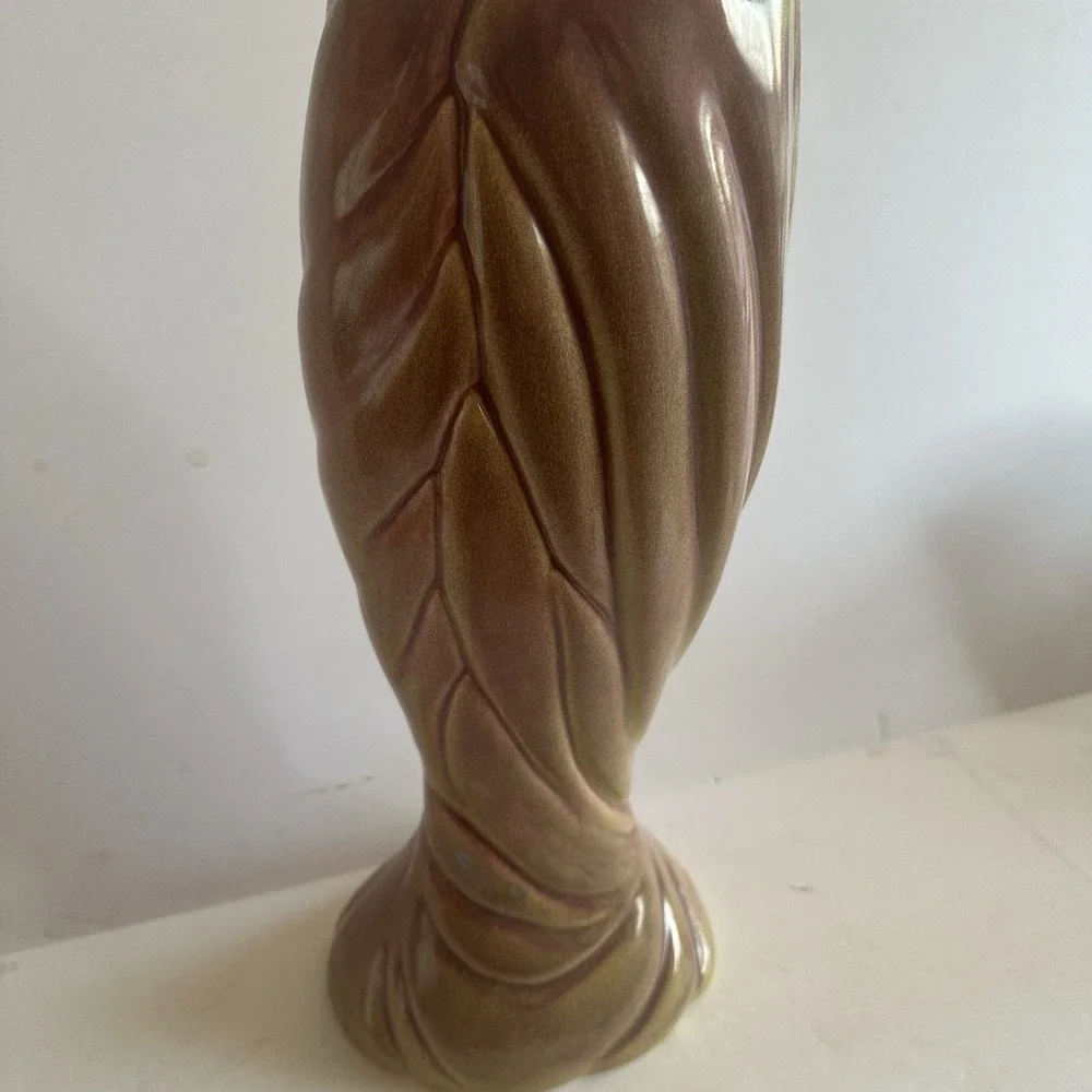 N/A beautiful vase