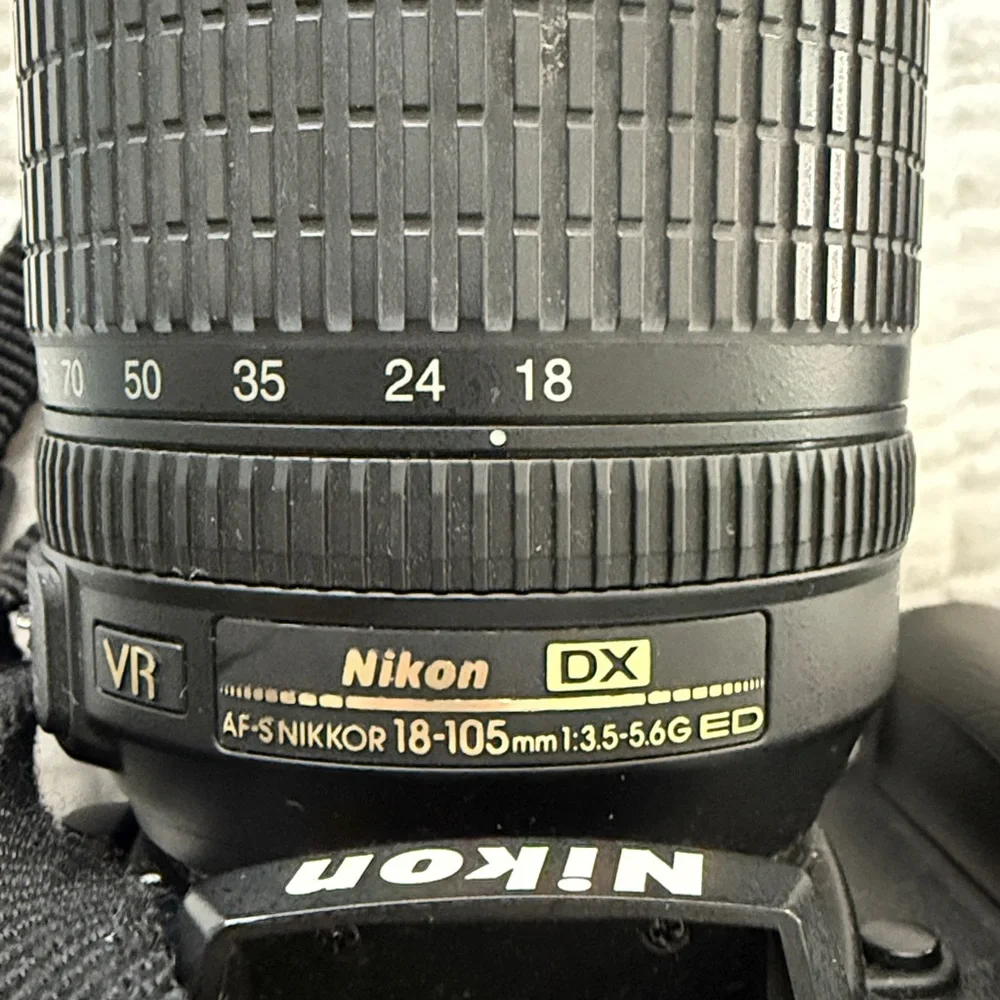 Nikon Black DSLR Camera with Lens and Charger