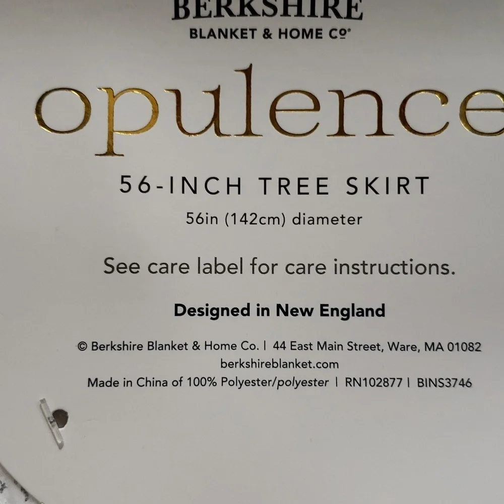 Berkshire blanket nwt