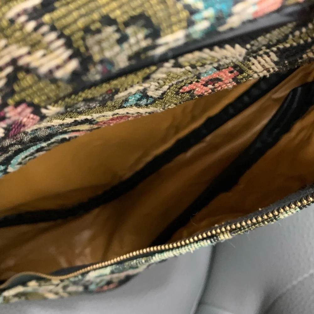 Vintage Tapestry Floral Travel Shoe Bag