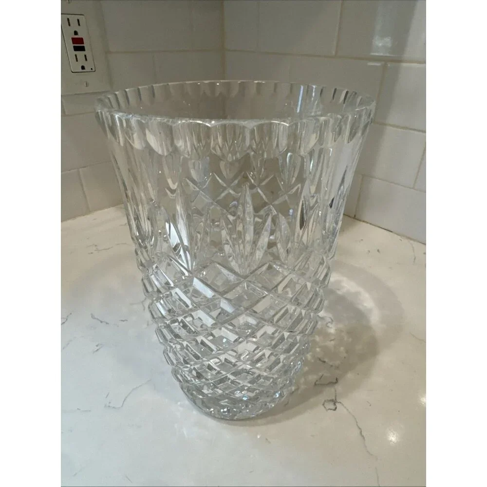 Crystal Clear Industries Stunning Cut Crystal 9” Tall Vase