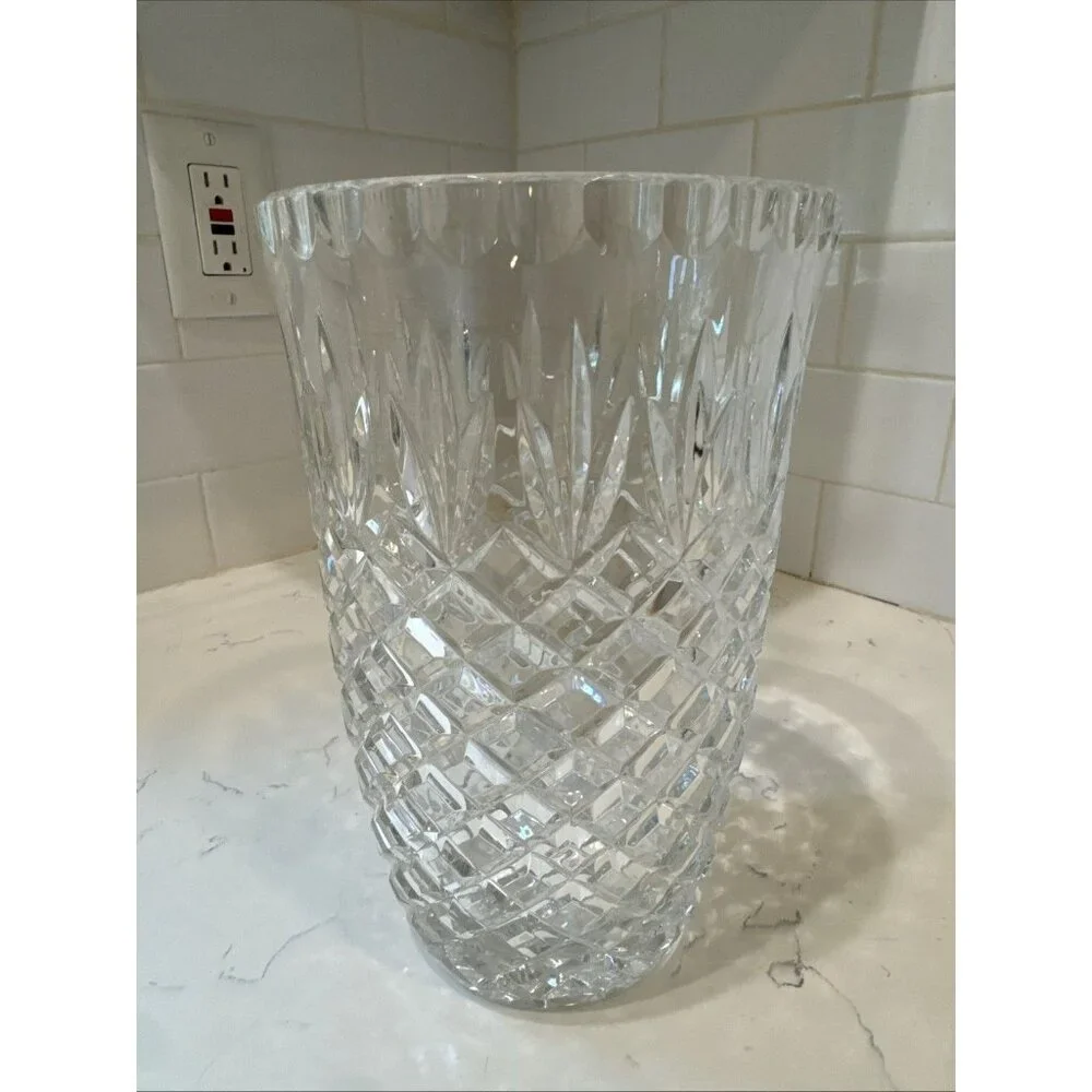 Crystal Clear Industries Stunning Cut Crystal 9” Tall Vase