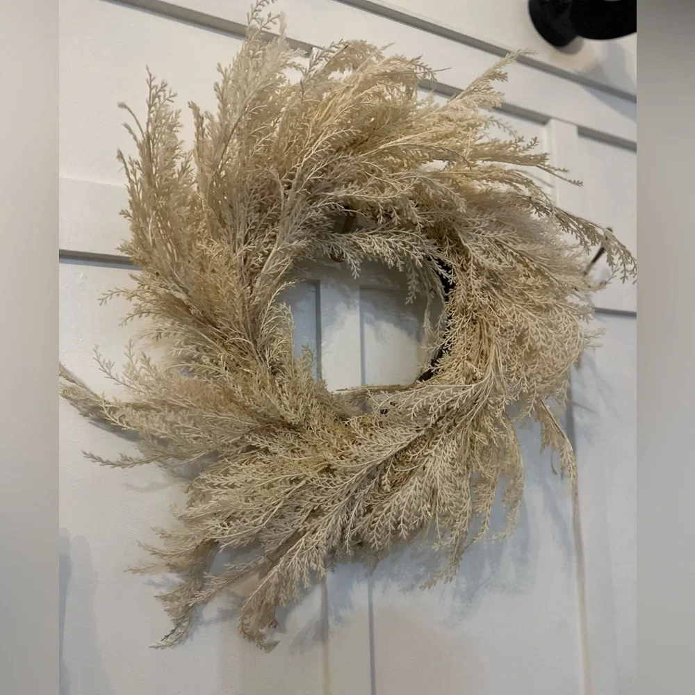 Elegant Cream Holiday Wreath