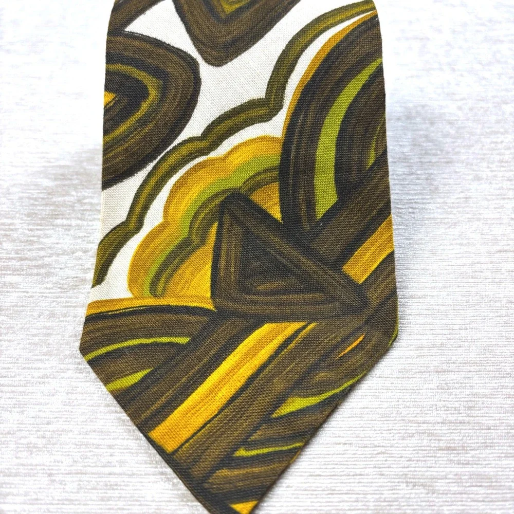 Vintage 70s Kanaka Hawaiian Style Barkcloth Brown Orange White Tie 58