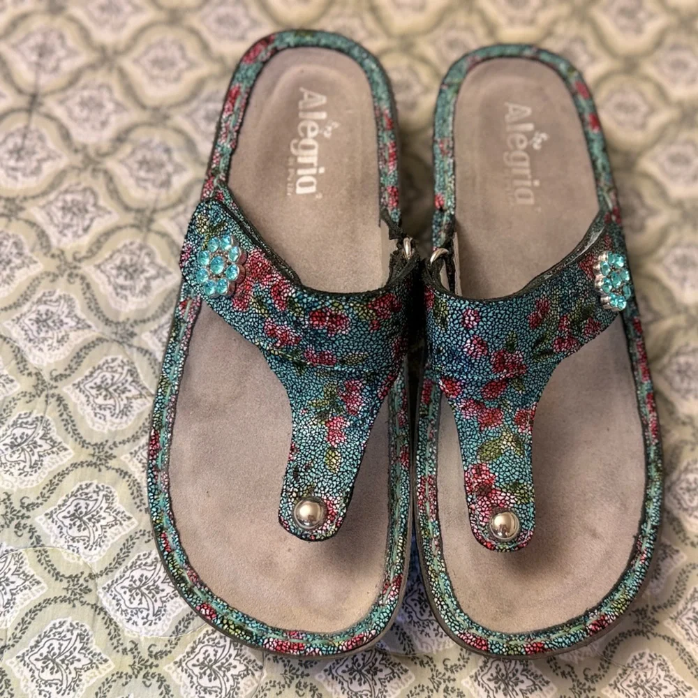 Alegria Carina‎ Aqua Floral Leather Wedge Sandals Women’s Size 39 EU 8.5 US