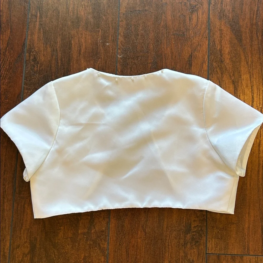 Bonnie Jean charming white