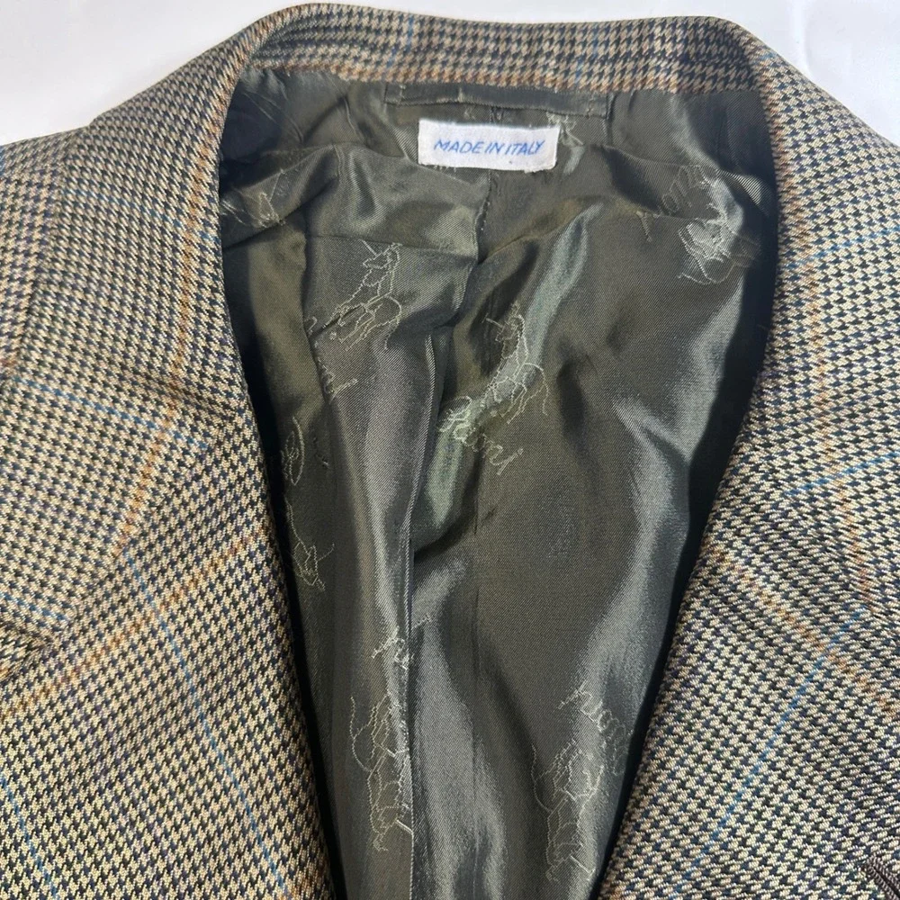 Brioni sophisticated blazer