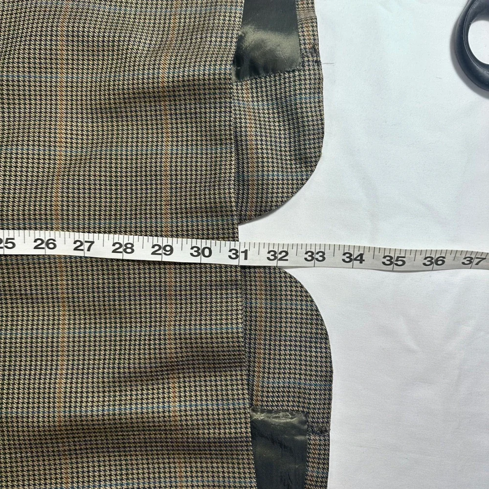 Brioni sophisticated blazer