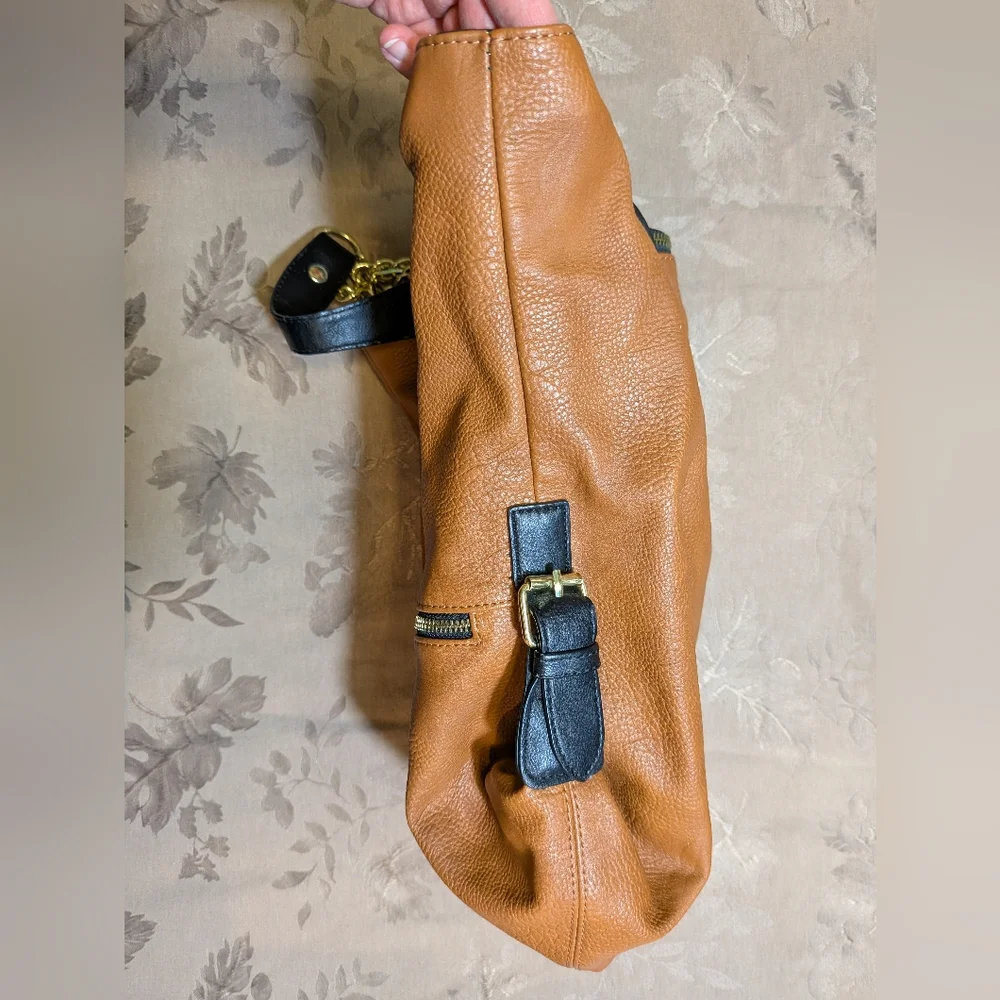 Steve Madden Shoulder Bag, EUC!