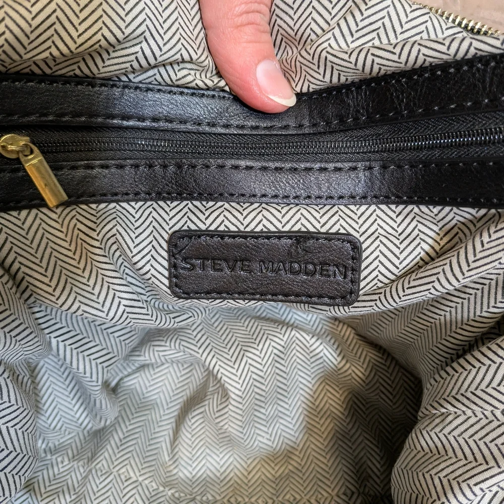 Steve Madden Shoulder Bag, EUC!