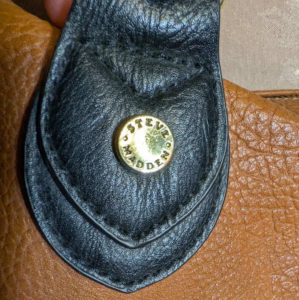 Steve Madden Shoulder Bag, EUC!