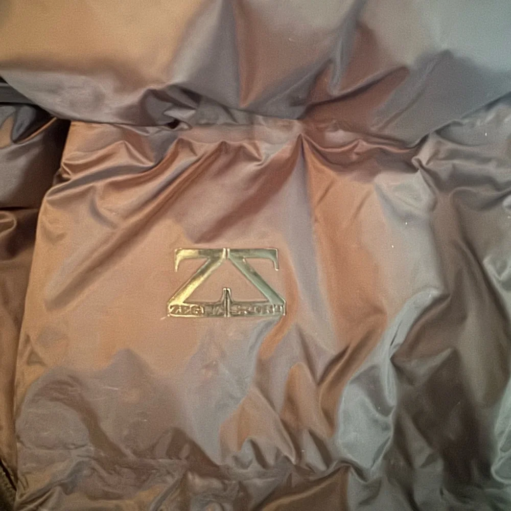 [Ermenegildo Zegna] Sport Microlite Down Puffer Jacket – Black – Size M