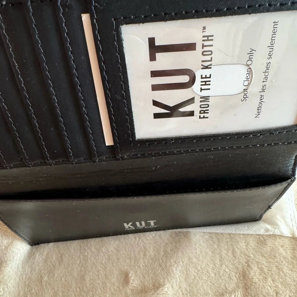 Kut from the Kloth white opening