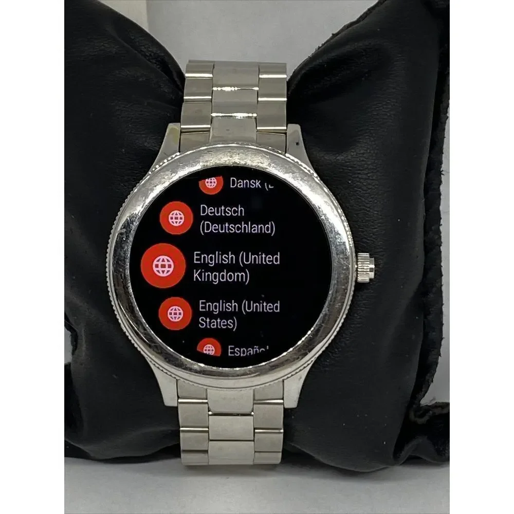 Fossil classy watch