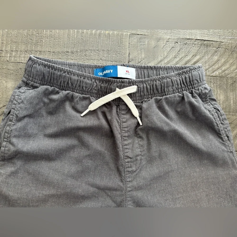 Old Navy gray elastic