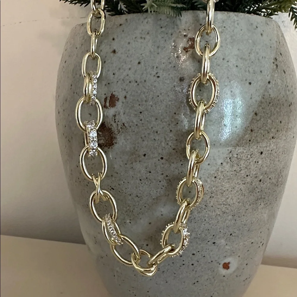 Kendra Scott ✨✨elegant gold