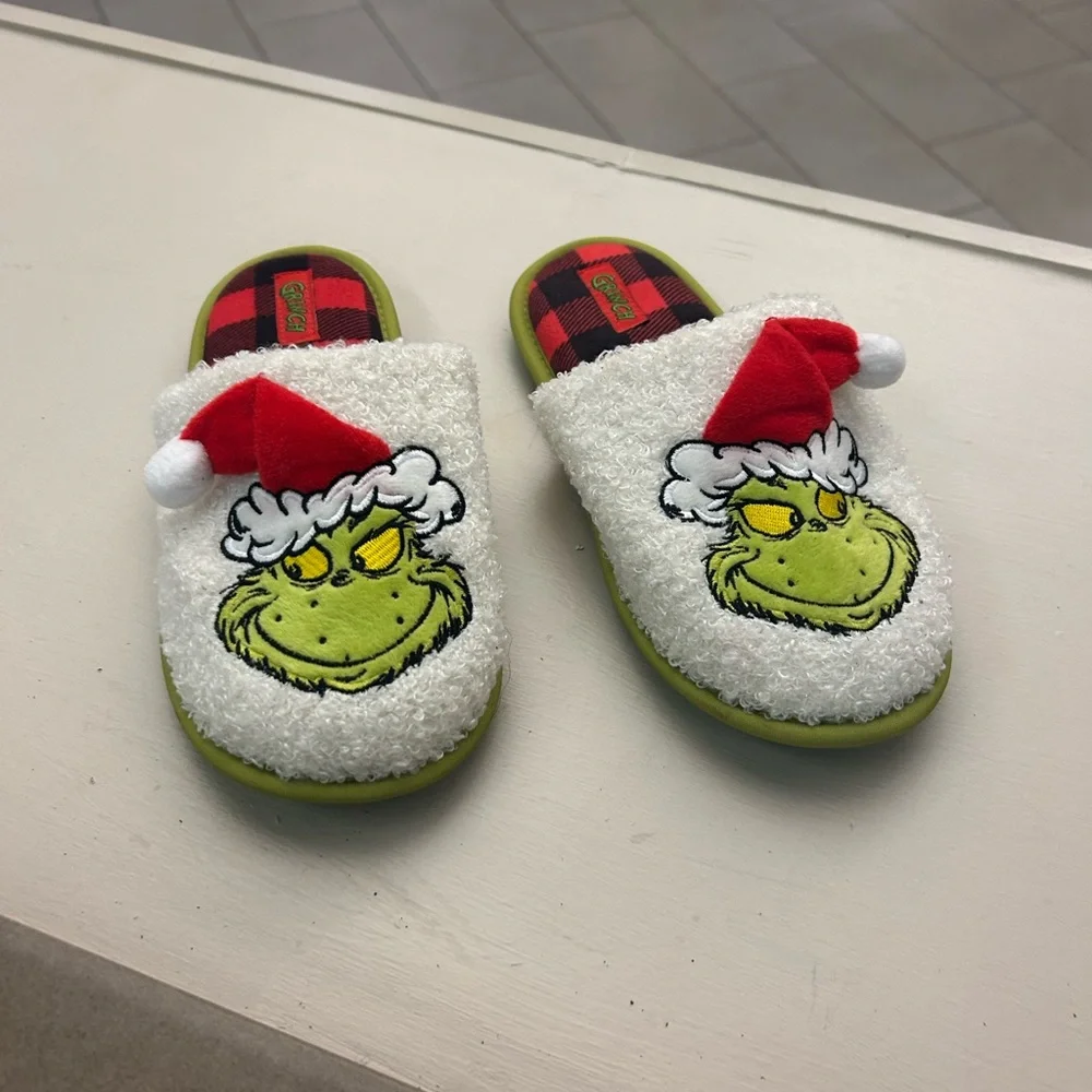Christmas Kids Grinch Slippers with Santa Hat - White and Green L-2-3