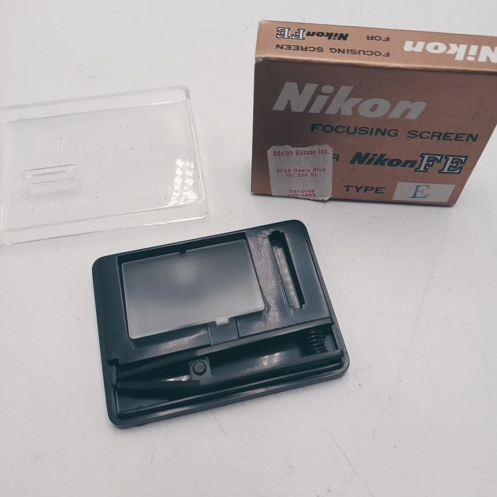 USED Nikon N60 35mm Camera w/ 20-80mm‎ Lens and Accessories