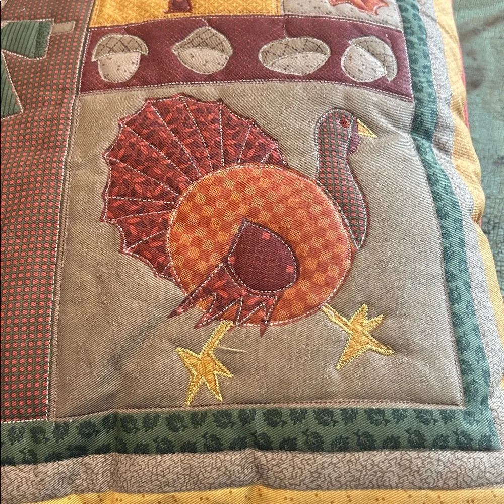 Vintage celebrate cozy