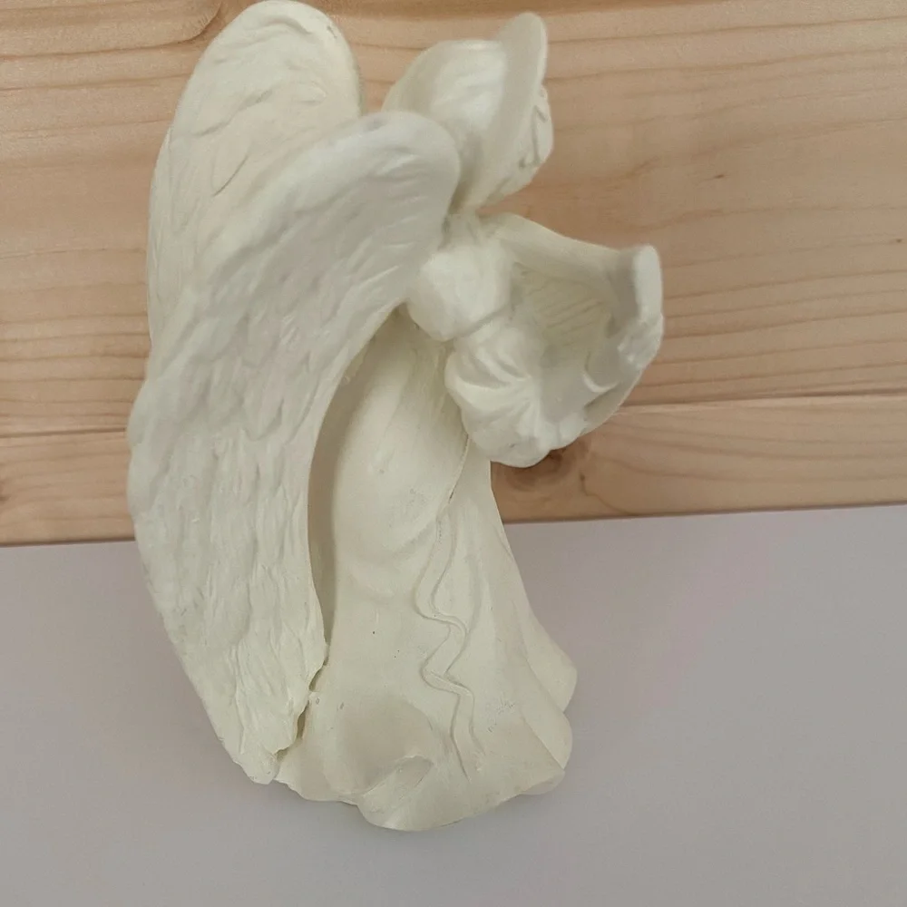 VINTAGE Hallmark Cards Guardian Angel Harp 4.5” Tall Ivory Ceramic Figurine