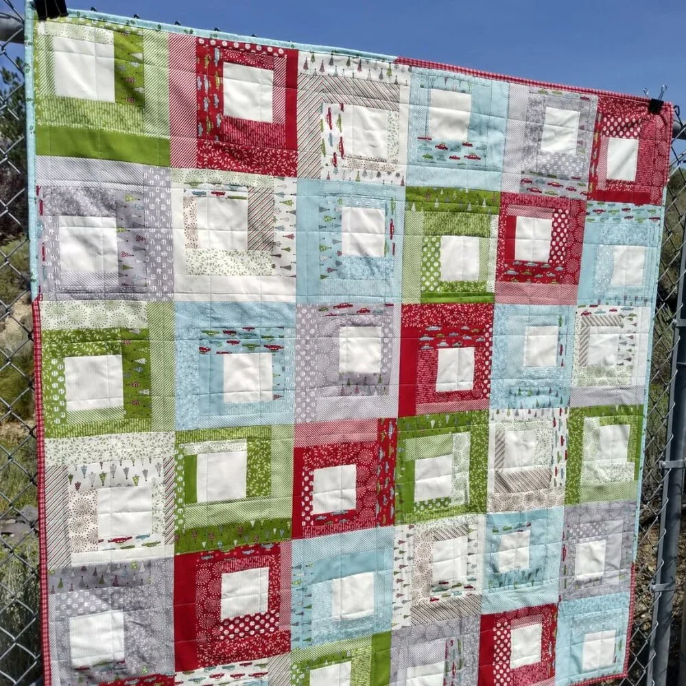 🎄🎅 ❤️HANDMADE HOLIDAY WINTER CHRISTMAS QUILT RED AQUA WHITE GREEN GRAY