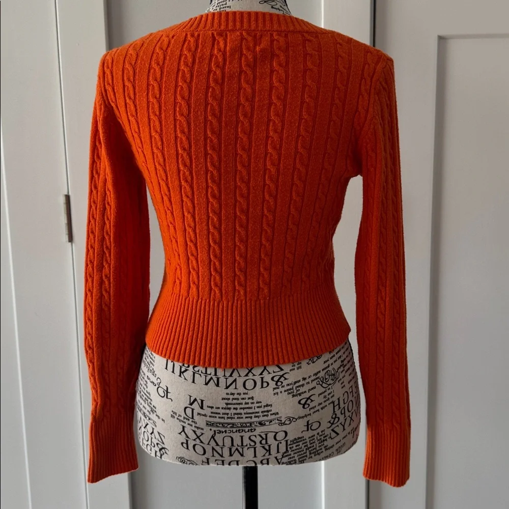 Jessica Simpson sweater perfect