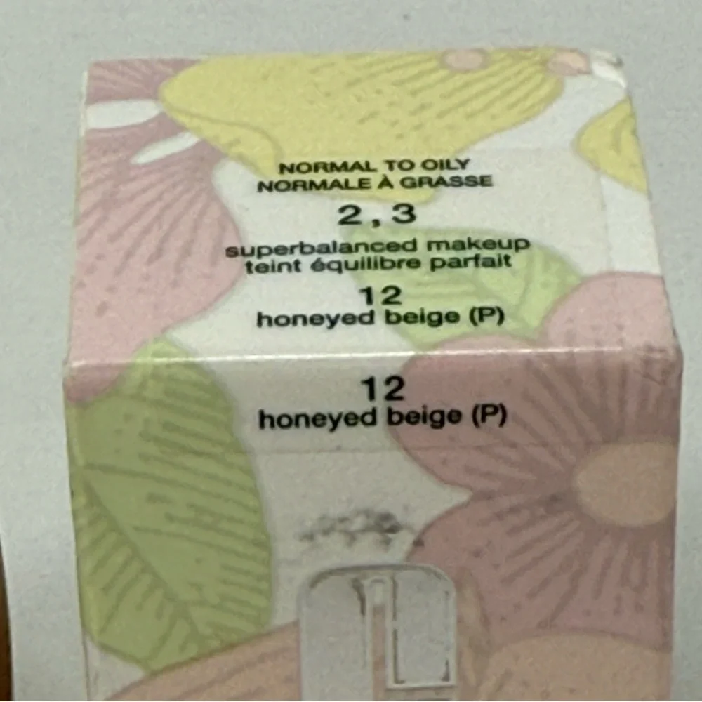 Clinique Superbalanced Makeup Honeyed Beige #12 New