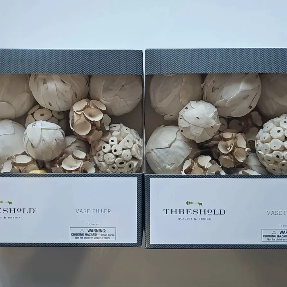 Threshold Vase Filler