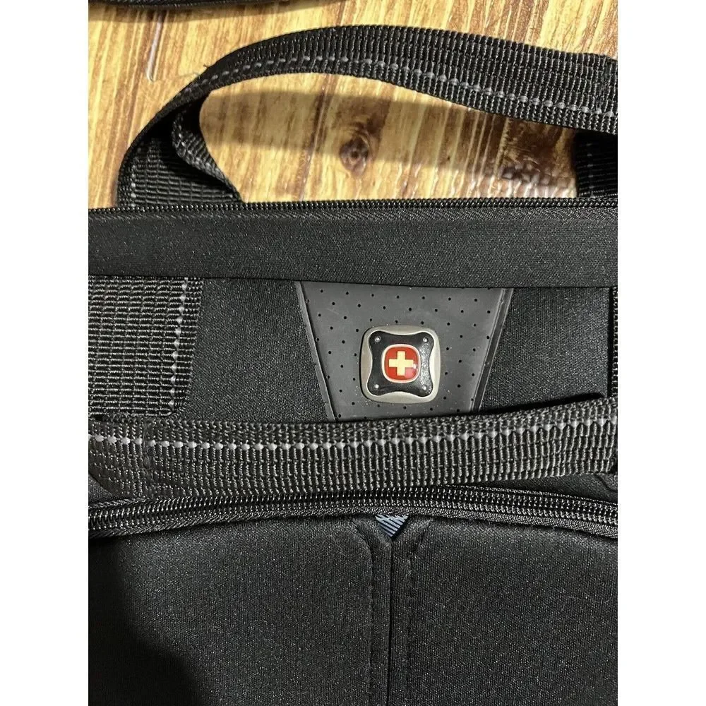 Swiss Gear Computer Messenger Laptop Bag The Sherpa