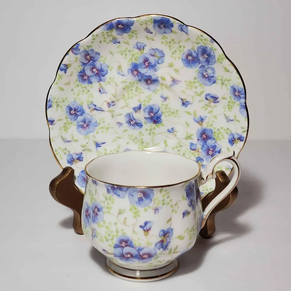 Royal Albert vintage royal
