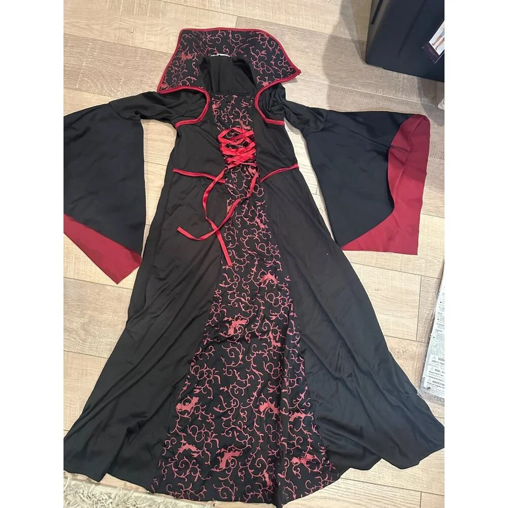 California Costumes included size royal