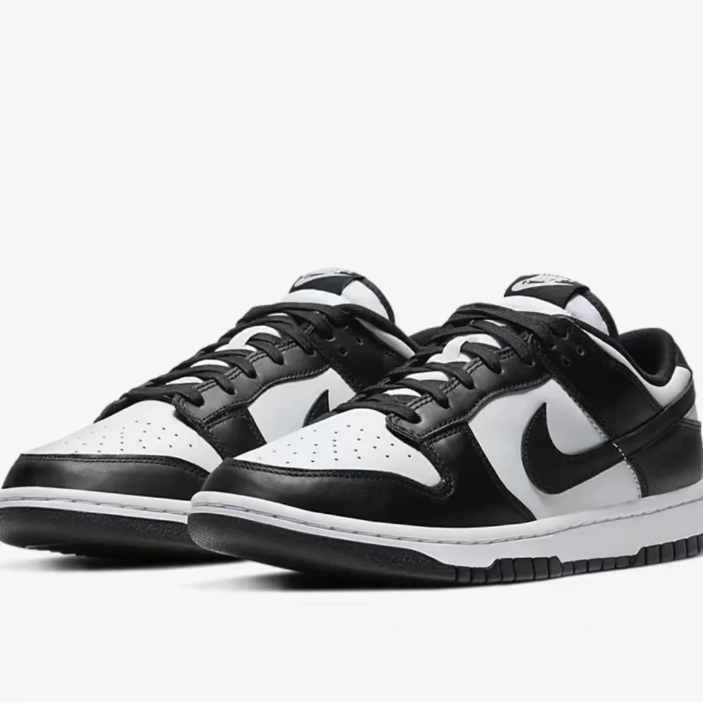 Nike Low Dunks